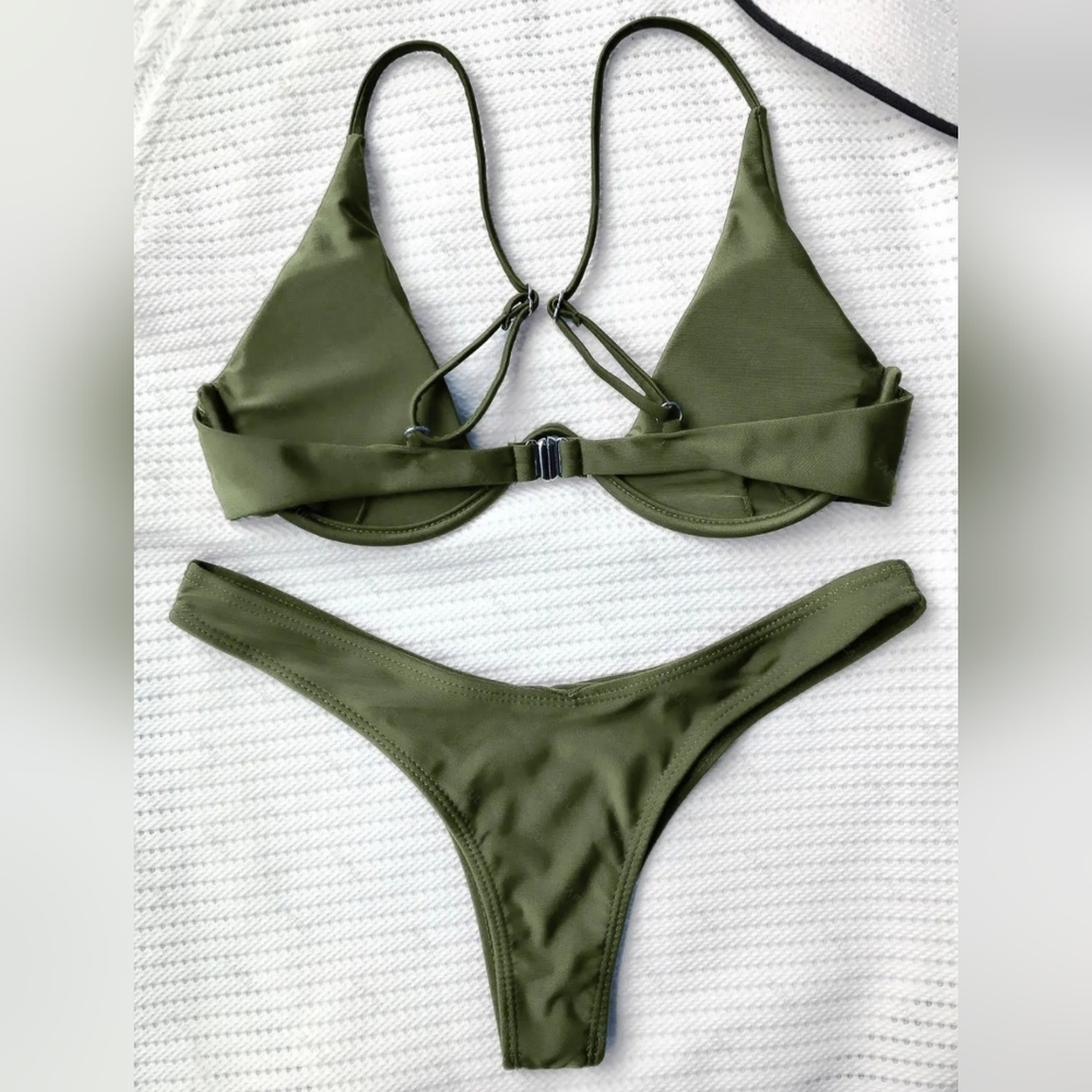 Push-up thong bikini - Picture 3 of 8